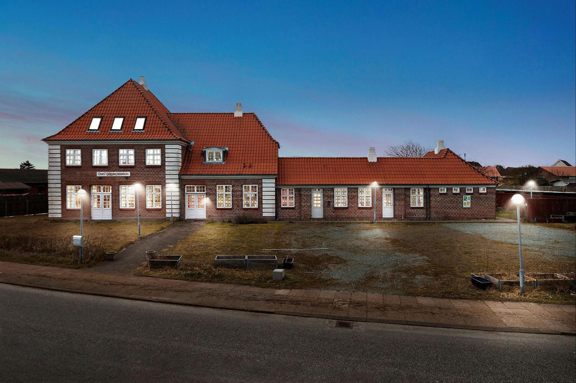 مبيت وإفطار Hirtshals Gamle Station المظهر الخارجي الصورة